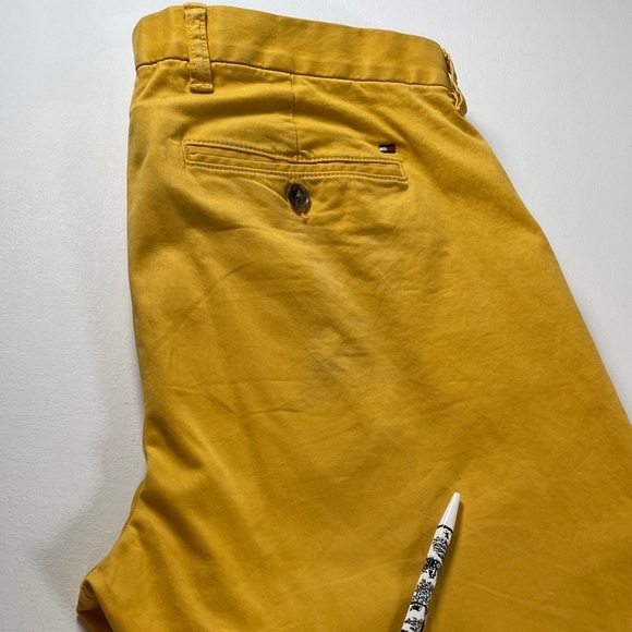 Tommy Hilfiger Yellow Chino Men’s Pants - 34 - Picture 10 of 11